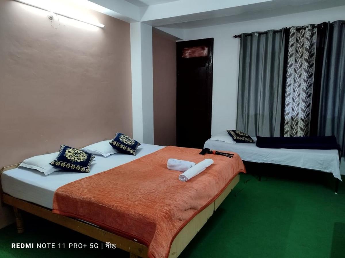 Debbhumi Regency Hotel Sangla Exterior photo